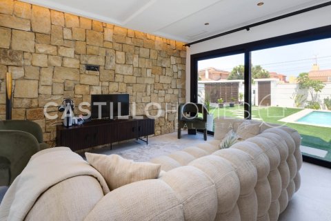 Villa for sale Torrevieja, Alicante, Spain 5 bedrooms, 273 sq.m. No. 139132 - photo 19
