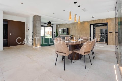 Villa for sale Torrevieja, Alicante, Spain 5 bedrooms, 273 sq.m. No. 139132 - photo 21