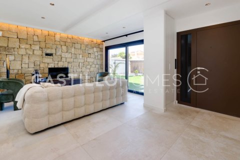 Villa for sale Torrevieja, Alicante, Spain 5 bedrooms, 273 sq.m. No. 139132 - photo 18