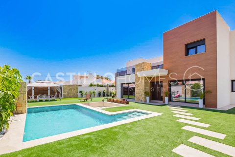 Villa for sale Torrevieja, Alicante, Spain 5 bedrooms, 273 sq.m. No. 139132 - photo 5