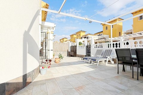 Villa till salu Alicante, Spanien 3 sovrum, 105 kvm. Nr. 139138 - foto 5