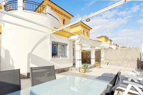 Villa till salu Alicante, Spanien 3 sovrum, 105 kvm. Nr. 139138 - foto 6