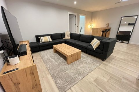 Villa for sale Torrevieja, Alicante, Spain 4 bedrooms, 240 sq.m. No. 139134 - photo 4