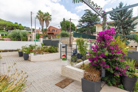 Сasa en venta en Alella, Barcelona, España 2 dormitorios, No. 140893 - foto 27