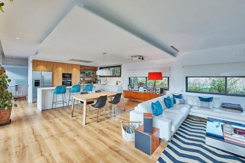 Сasa en venta en Sant Vicenc De Montalt, Barcelona, España 5 dormitorios, No. 140892 - foto 10