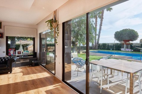 Сasa en venta en Sant Vicenc De Montalt, Barcelona, España 5 dormitorios, No. 140892 - foto 8