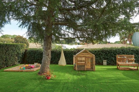 Сasa en venta en Sant Vicenc De Montalt, Barcelona, España 5 dormitorios, No. 140892 - foto 6