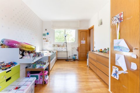 Сasa en venta en Sant Cugat del Vallès, Barcelona, España 4 dormitorios, No. 140896 - foto 29