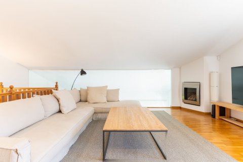 Сasa en venta en Sant Cugat del Vallès, Barcelona, España 4 dormitorios, No. 140896 - foto 15