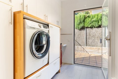 Сasa en venta en Sant Cugat del Vallès, Barcelona, España 4 dormitorios, No. 140896 - foto 14