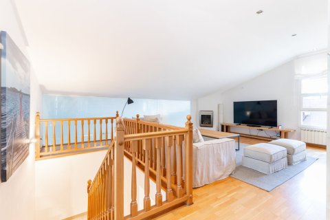 Сasa en venta en Sant Cugat del Vallès, Barcelona, España 4 dormitorios, No. 140896 - foto 21