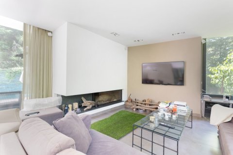 Māja pārdošanā Sant Cugat Del Valles, Barcelona, Spānijā 5 istabas, Nr. 140895 - attēls 7