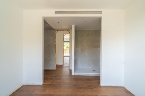 Сasa en venta en Alella, Barcelona, España 5 dormitorios, No. 140894 - foto 18