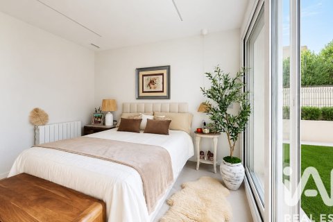 Apartamento en venta en Salou, Tarragona, España 3 dormitorios, 148 m2 No. 172219 - foto 7
