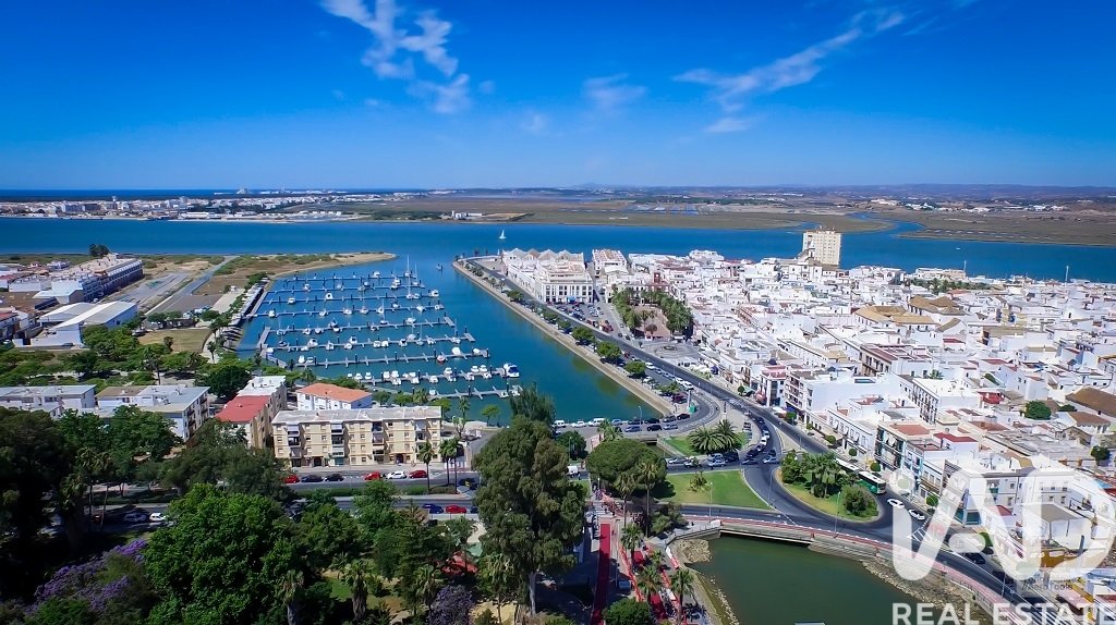 Talo Ayamonte, Huelva, Espanja No. 172223
