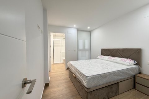 Apartamento en venta en Torrevieja, Alicante, España 2 dormitorios, 103 m2 No. 191051 - foto 5