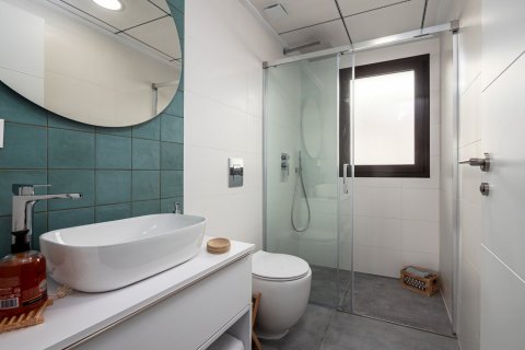 House for sale Torrevieja, Alicante, Spain 2 bedrooms, 79 sq.m. No. 116798 - photo 12