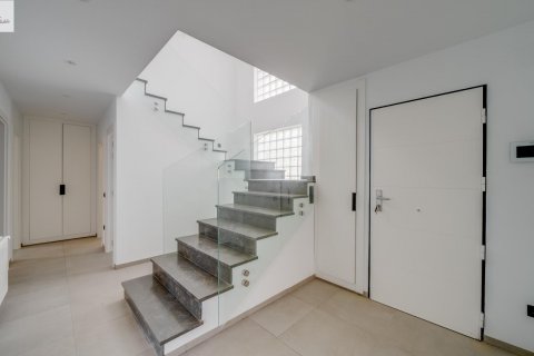 Villa till salu Calpe, Alicante, Spanien 5 sovrum, 356 kvm. Nr. 116799 - foto 9