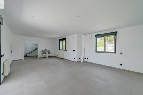 Villa till salu Calpe, Alicante, Spanien 5 sovrum, 356 kvm. Nr. 116799 - foto 24