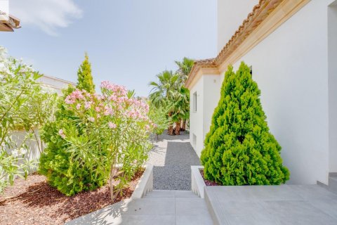 Villa till salu Calpe, Alicante, Spanien 5 sovrum, 356 kvm. Nr. 116799 - foto 4