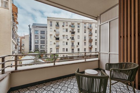 Apartamento en Madrid, España 3 dormitorios, 128 m2 No. 180166