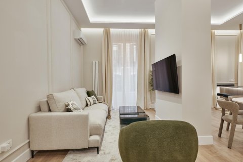 Apartament w Madrid, Hiszpania 3 sypialnie, 134 mkw. nr 180165 – zdjęcie 6