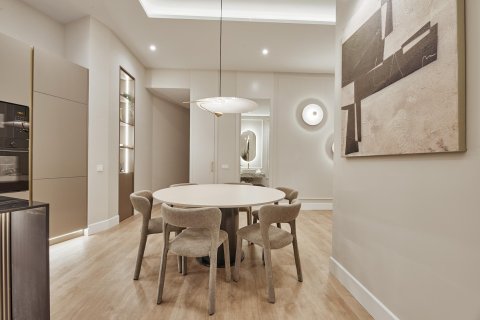 Apartament w Madrid, Hiszpania 3 sypialnie, 134 mkw. nr 180165 – zdjęcie 9