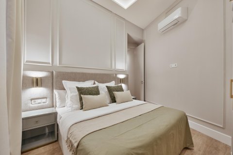 Apartament w Madrid, Hiszpania 3 sypialnie, 134 mkw. nr 180165 – zdjęcie 15