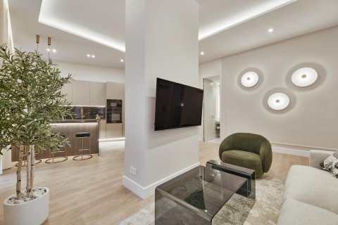 Apartament w Madrid, Hiszpania 3 sypialnie, 134 mkw. nr 180165 – zdjęcie 3