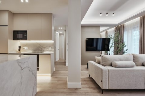 Продажа квартиры в Мадрид, Испания 2 спальни, 91м2 №180161 - фото 3