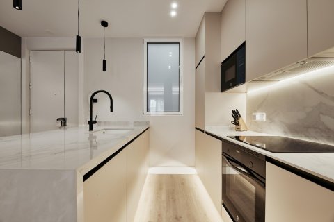 Продажа квартиры в Мадрид, Испания 2 спальни, 91м2 №180161 - фото 6