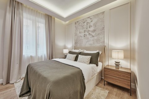 Apartament w Madrid, Hiszpania 2 sypialnie, 104 mkw. nr 180162 – zdjęcie 14