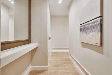 Apartament w Madrid, Hiszpania 2 sypialnie, 104 mkw. nr 180162 – zdjęcie 6