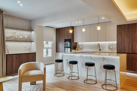 Huoneisto myytävänä Madrid, Espanja, 3 makuuhuonetta, 189 m2 No. 180164 - kuva 28