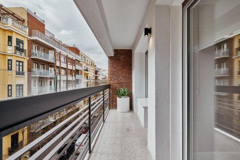 Huoneisto myytävänä Madrid, Espanja, 3 makuuhuonetta, 189 m2 No. 180164 - kuva 2