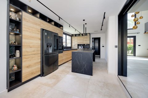 Villa en venta en Torrevieja, Alicante, España 5 dormitorios, 250 m2 No. 149791 - foto 20