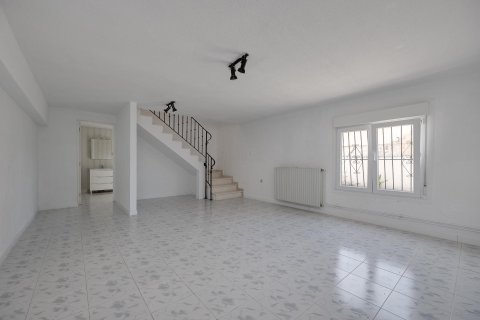 Townhouse for sale in Torrevieja, Alicante, Spain 3 bedrooms, 229 sq.m. No. 149788 - photo 24