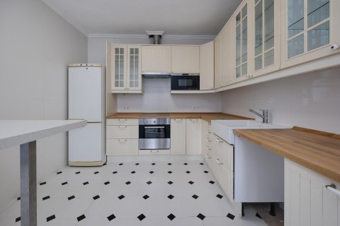 Townhouse for sale in Torrevieja, Alicante, Spain 3 bedrooms, 229 sq.m. No. 149788 - photo 8