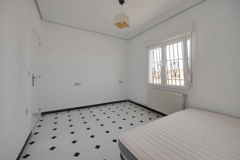 Townhouse for sale in Torrevieja, Alicante, Spain 3 bedrooms, 229 sq.m. No. 149788 - photo 9