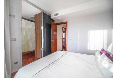 Radhus till salu i Guardamar del Segura, Alicante, Spanien 4 sovrum, 247 kvm. Nr. 149785 - foto 20