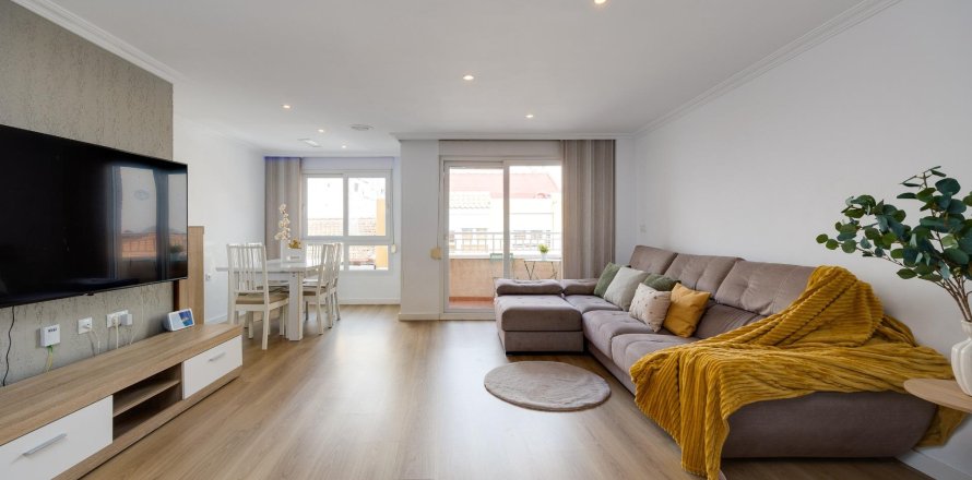 Квартира в Торревьеха, Аликанте, Испания 3 спальни, 135м2 №149790