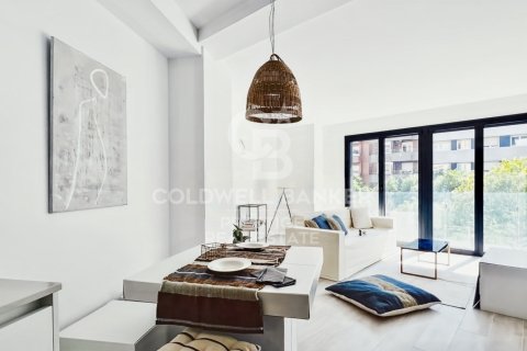 Duplex à Barcelona, Espagne 3 chambres, 123 m2 No. 178802