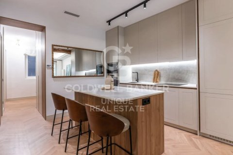 Apartment à vendre à Madrid, Espagne, 2 chambres, 110 m2 No. 178799 - photo 17