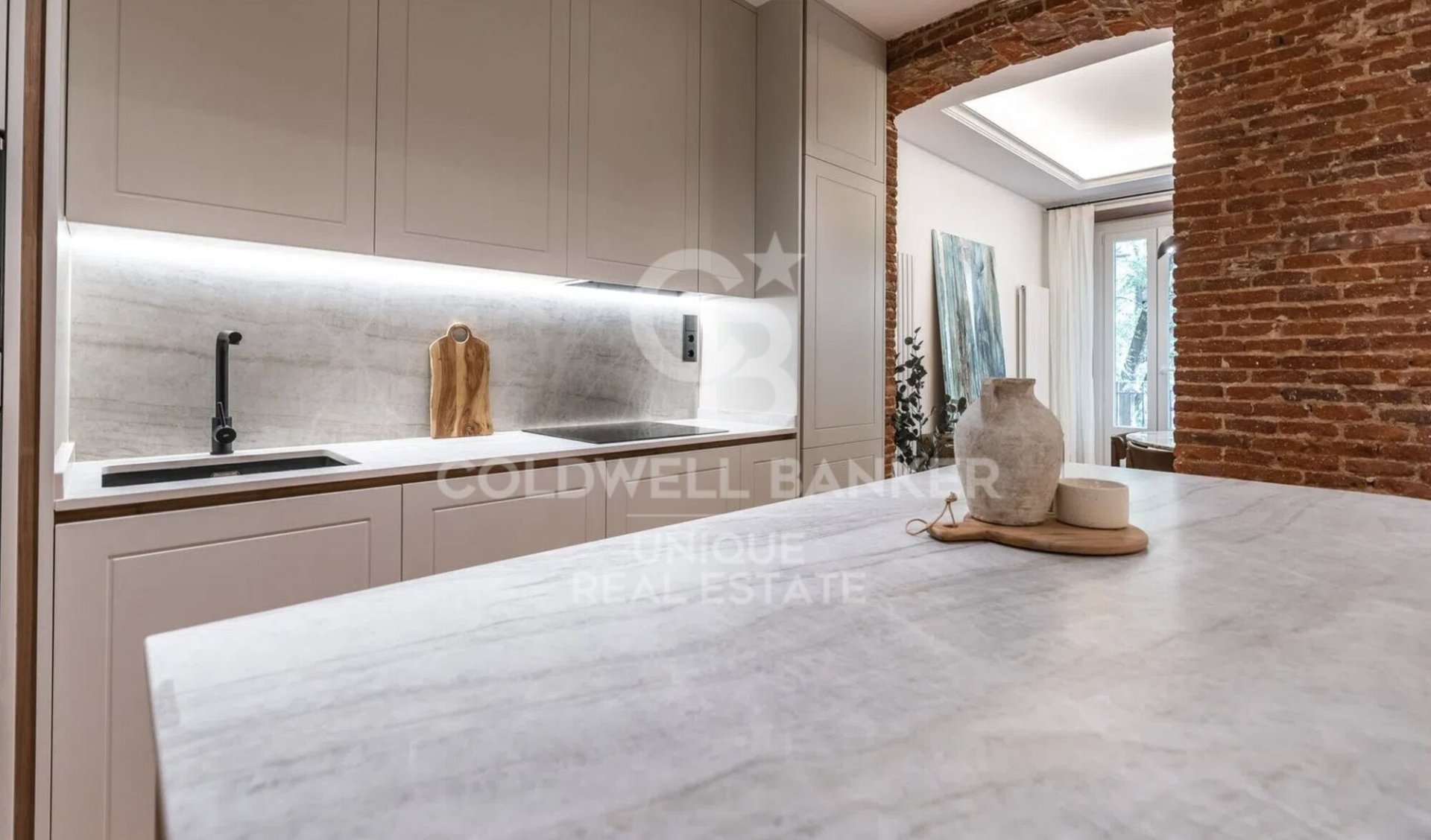 Wohnung in Madrid, Spanien 2 Schlafzimmer, 110 m2 Nr. 178799