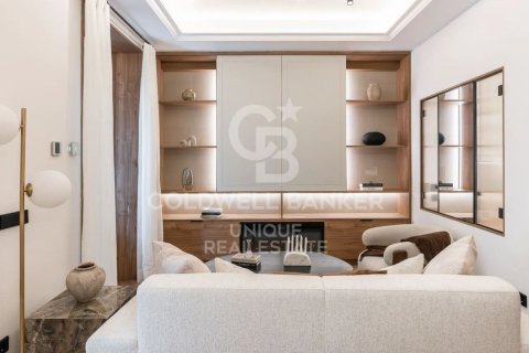 Apartment à vendre à Madrid, Espagne, 2 chambres, 110 m2 No. 178799 - photo 4
