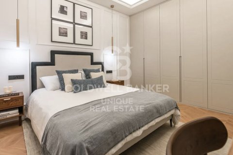 Apartment à vendre à Madrid, Espagne, 2 chambres, 110 m2 No. 178799 - photo 23