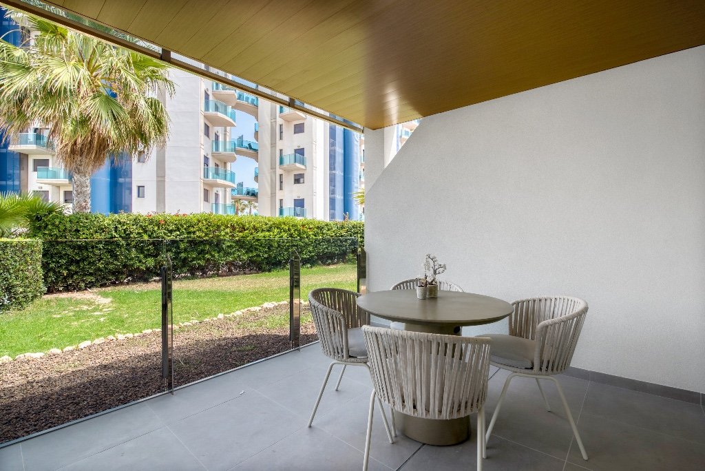 Lägenhet i Punta Prima, Alicante, Spanien 2 sovrum, 81 kvm. Nr. 144956