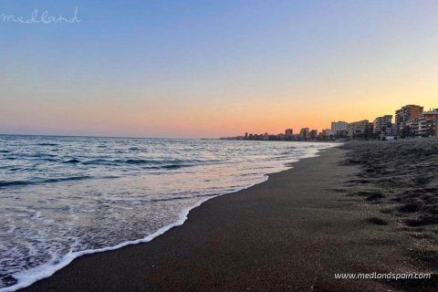 Lägenhet till salu i Fuengirola, Malaga, Spanien 3 sovrum, 101 kvm. Nr. 148493 - foto 13