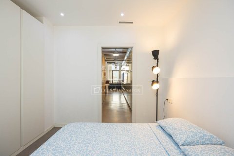 Huoneisto myytävänä Barcelona, Espanja, 2 makuuhuonetta, 99 m2 No. 192789 - kuva 15