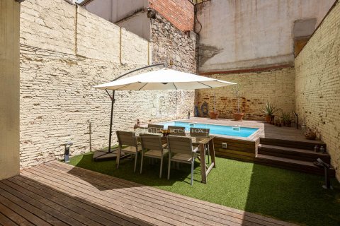 Huoneisto myytävänä Barcelona, Espanja, 2 makuuhuonetta, 99 m2 No. 192789 - kuva 4